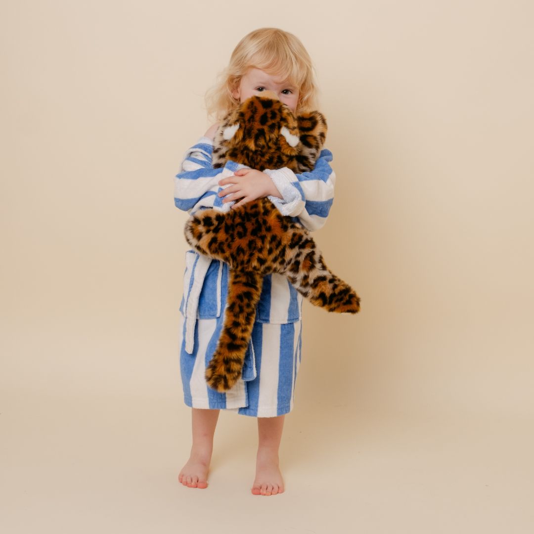 la-pelucherie-jungle-savane-l-opard-sasha-peluche-petit-35-cm-tachet-e image 4