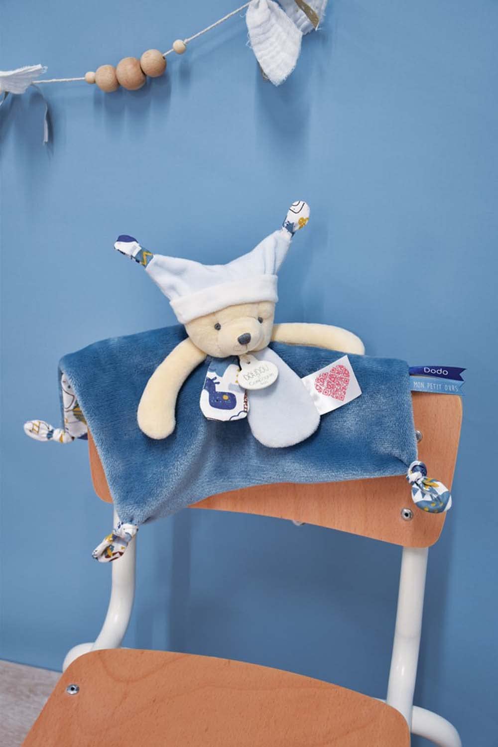 doudou-et-compagnie-petits-fut-s-ours-bleu-doudou-plat-25cm-dc4059 image 3
