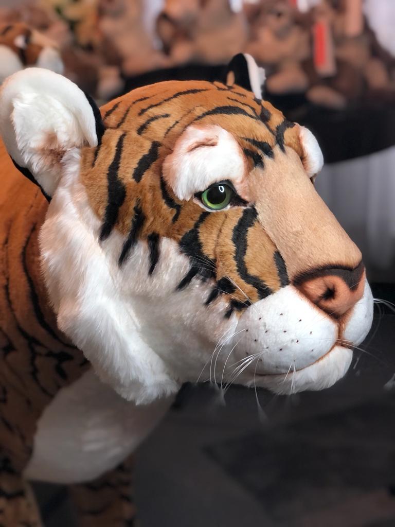 la-pelucherie-tigre-g-ant-peluche-xxl-180-cm-rayures image 7