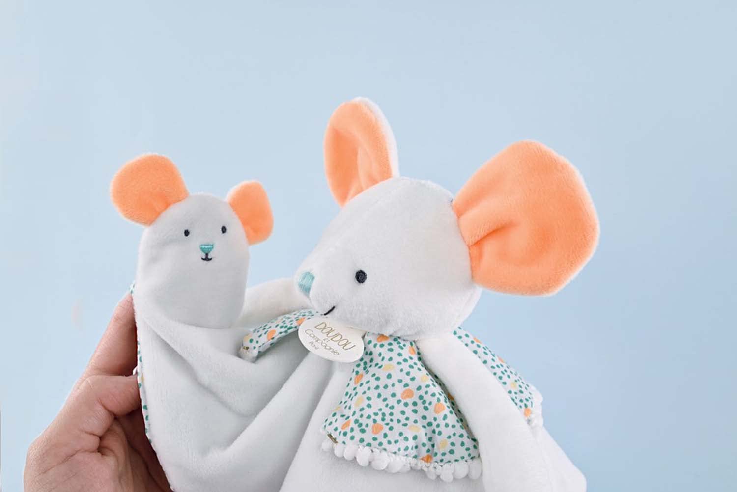doudou-et-compagnie-petits-fut-s-dc4055-doudou-souris-l-30-cm image 4