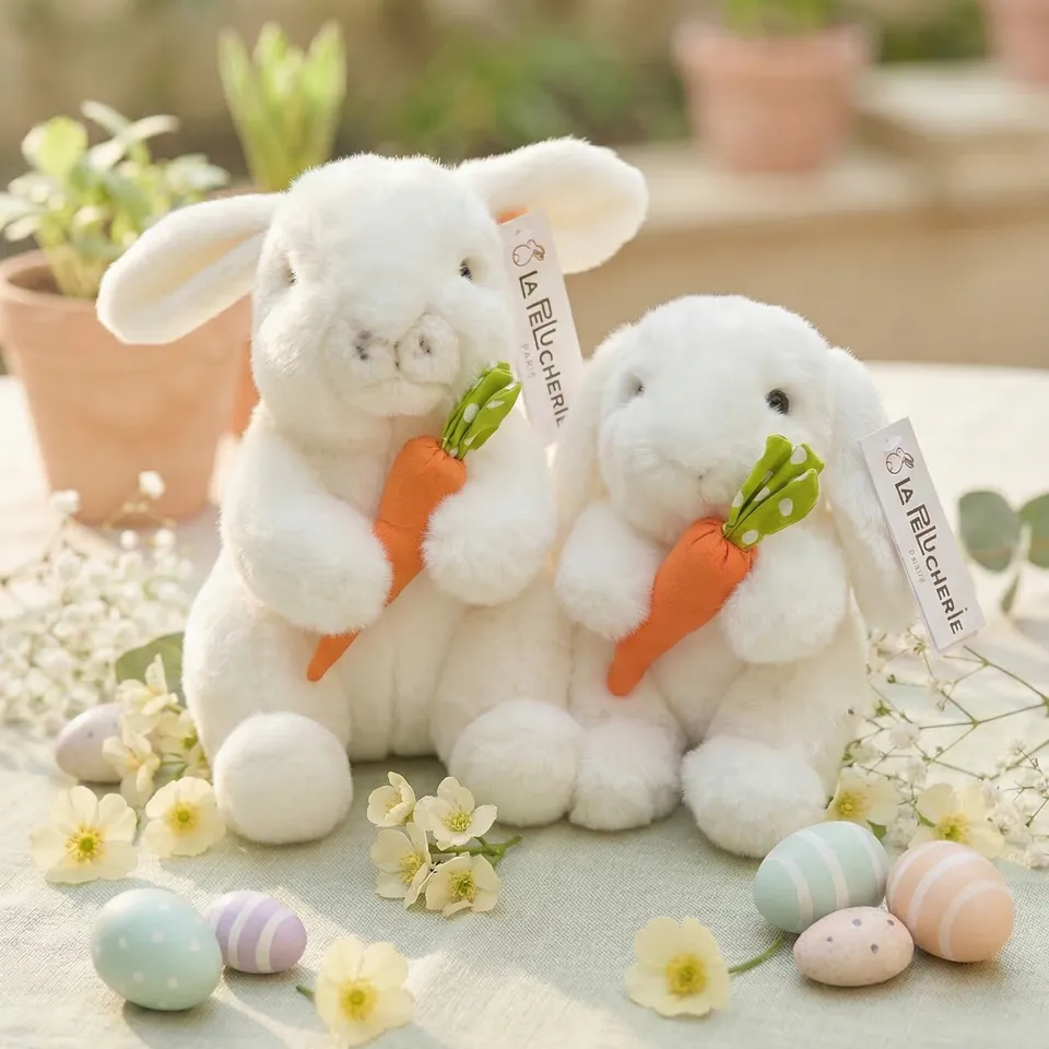 la-pelucherie-ernest-croq-carotte-lapin-peluche-mini-20-cm-p-ques image 1
