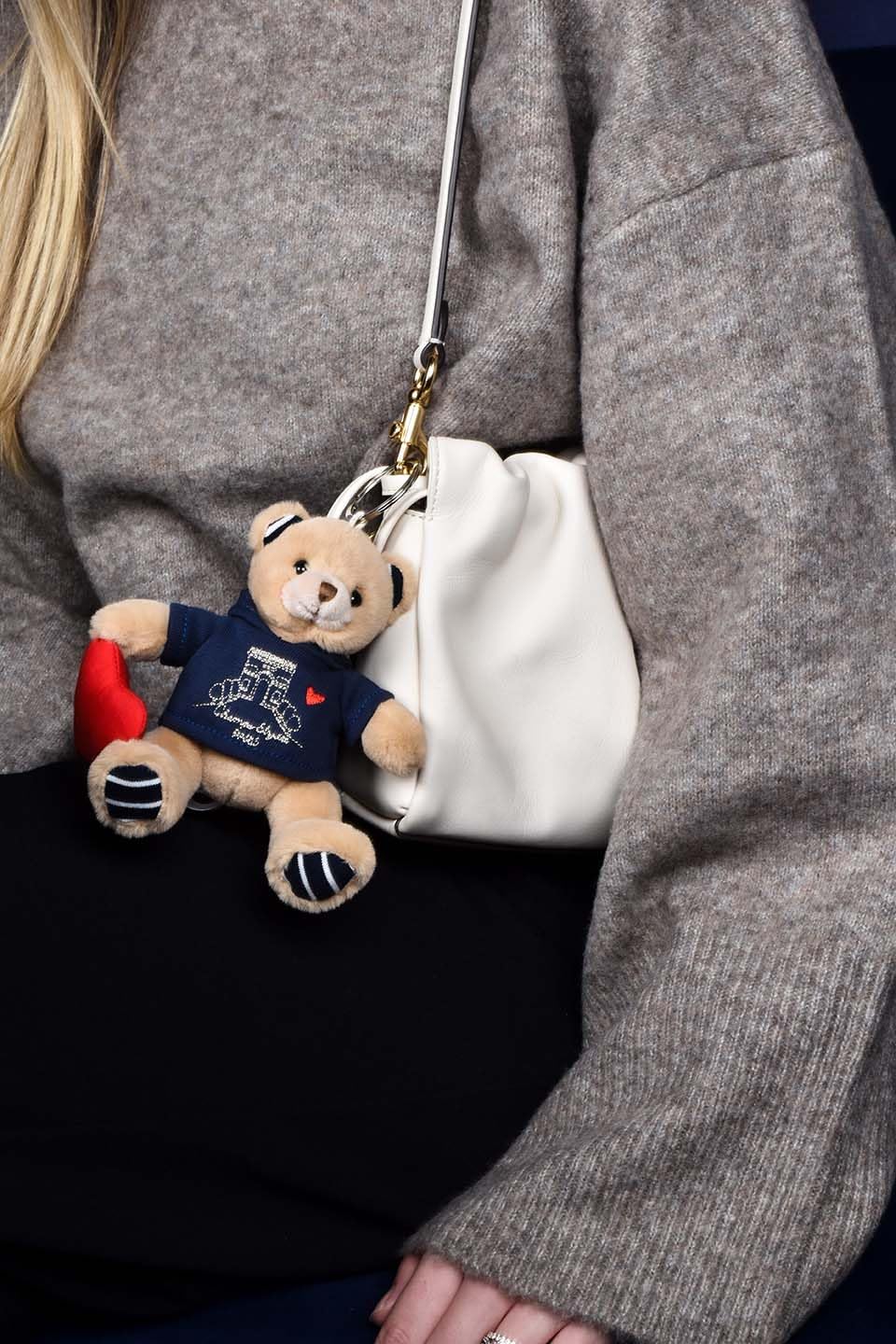 doudou-et-compagnie-collection-x-elys-e-porte-cl-s-ours-14-cm-paris image 2