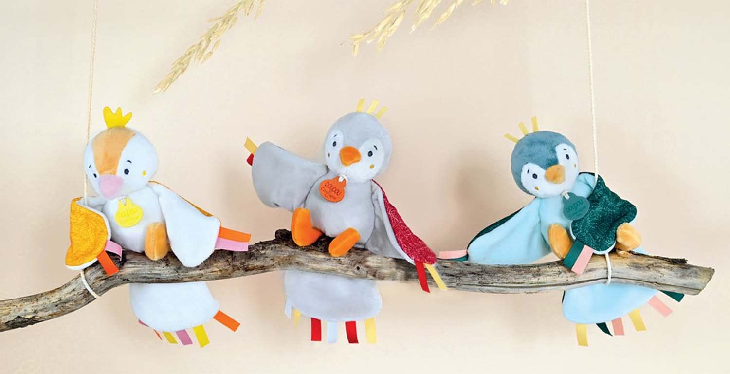 doudou-et-compagnie-dans-mon-jardin-cui-cui-oiseau-vert-23-cm-dc4047 image 4