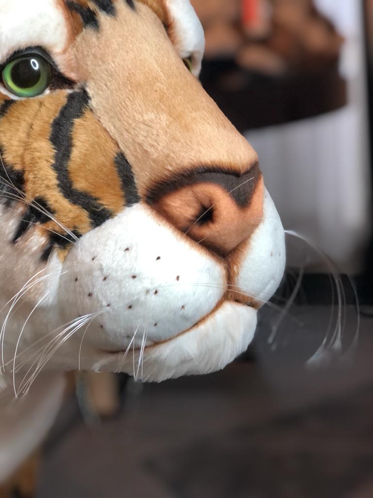 la-pelucherie-tigre-g-ant-peluche-xxl-180-cm-rayures image 8