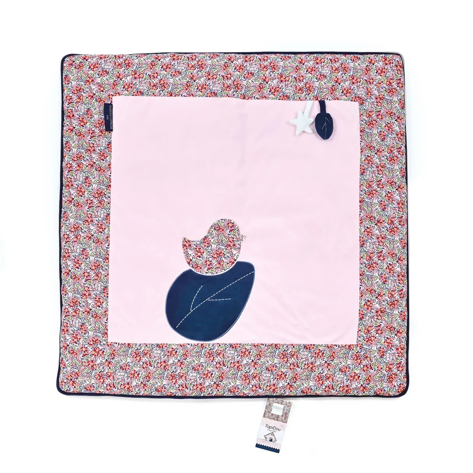 doudou-et-compagnie-tapidou-faon-tapis-d-veil-rose-fleuri-dc4034 image 1