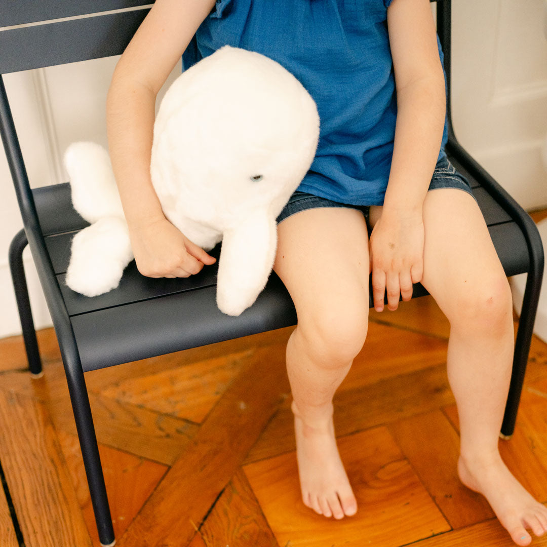 la-pelucherie-la-mer-baleine-romy-peluche-petit-35-cm-bleue image 6