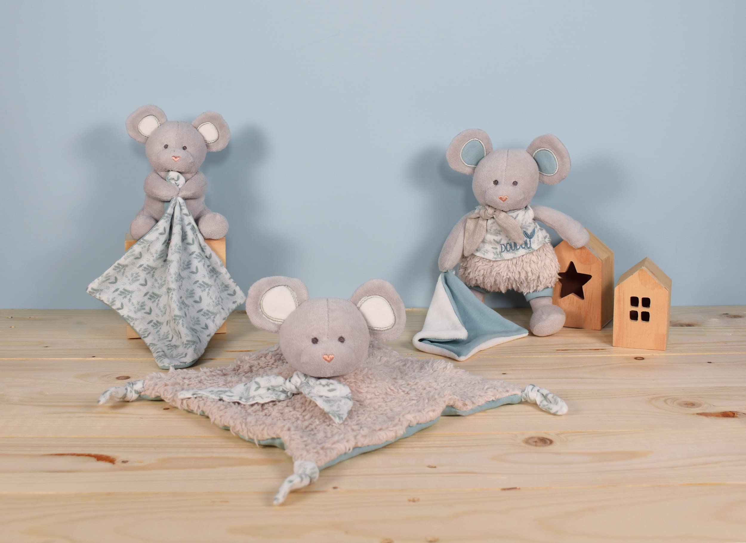 doudou-et-compagnie-les-botaniques-souris-doudou-coton-bio-22-cm image 4