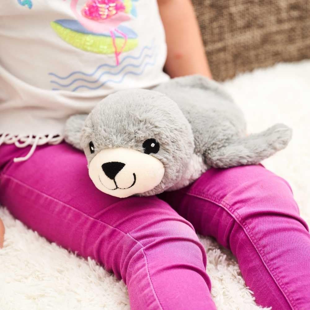 pelucho-peluches-bouillottes-otarie-peluche-bouillotte-bl-lavande image 4