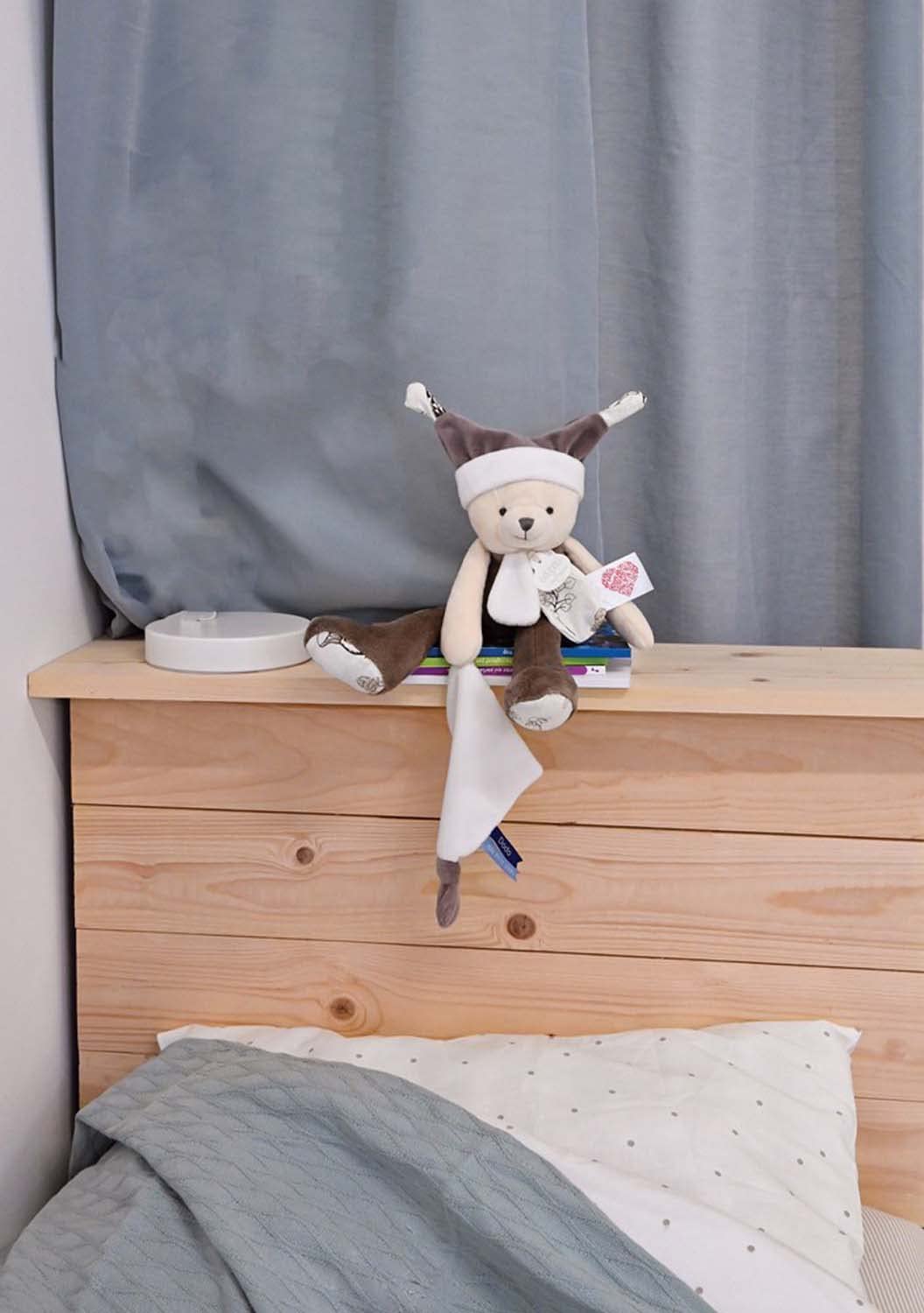 doudou-et-compagnie-les-petits-fut-s-pantin-ours-gris-35-cm-histoires image 3