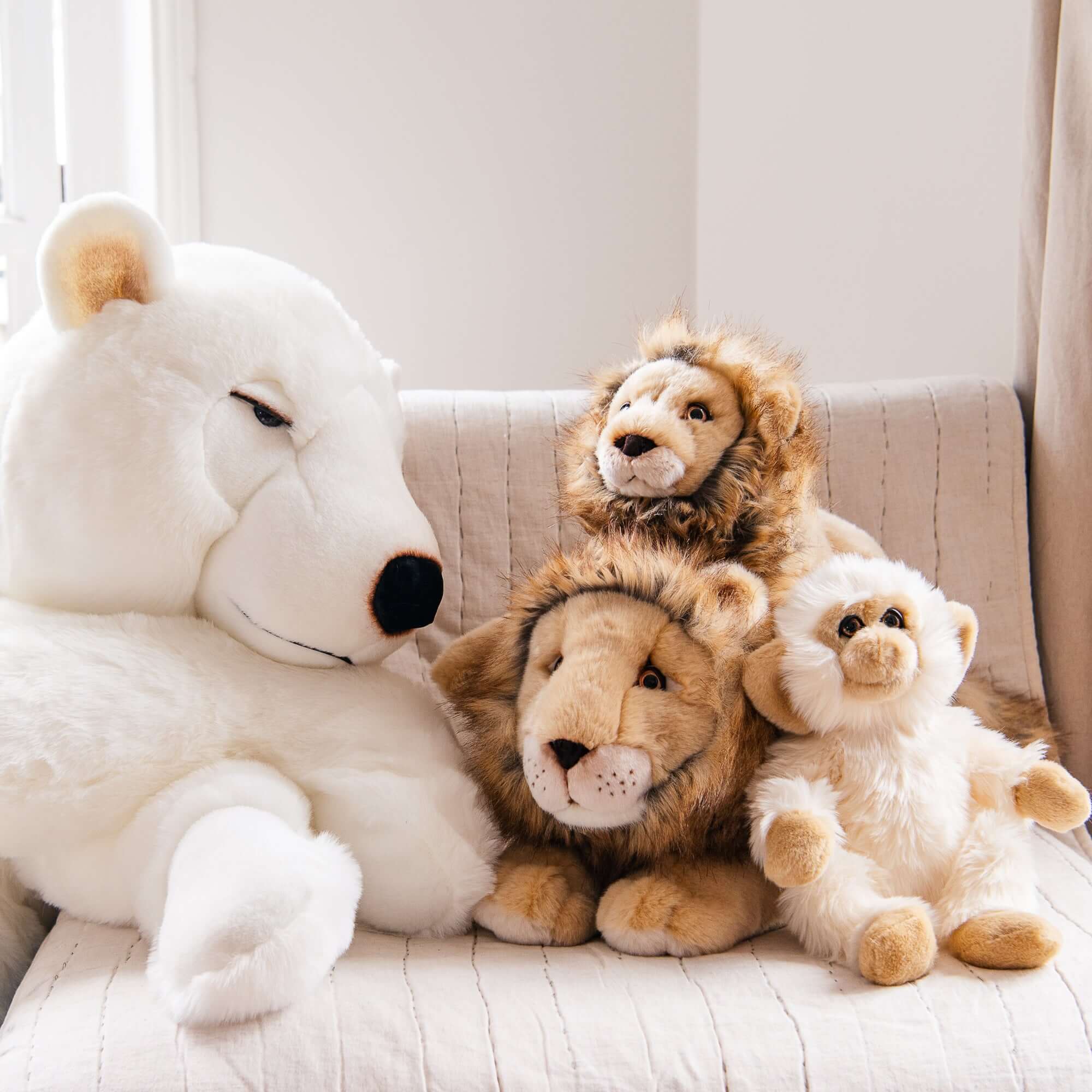 la-pelucherie-melchior-peluche-lion-petit-40-cm-crini-re image 3