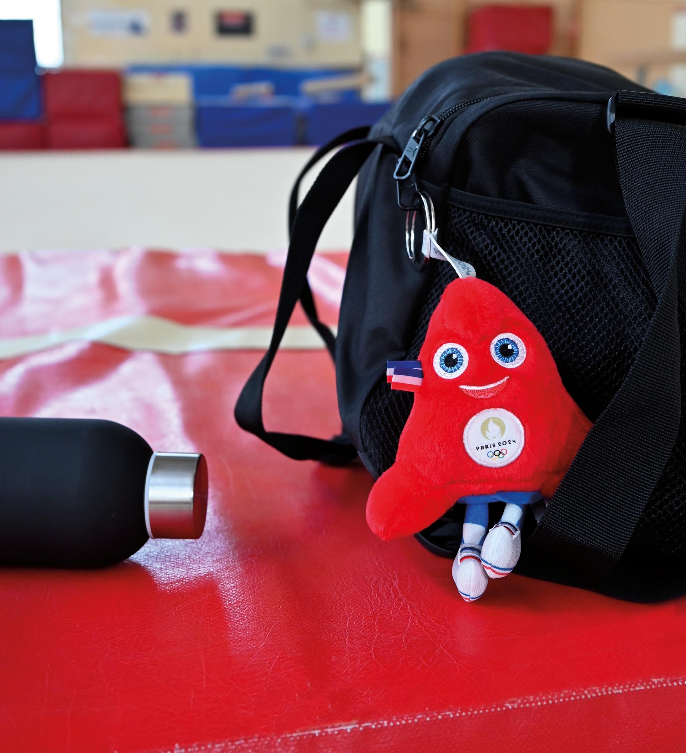 doudou-et-compagnie-jo-paris-2024-jo2400-porte-cl-s-phryge-10-cm image 4