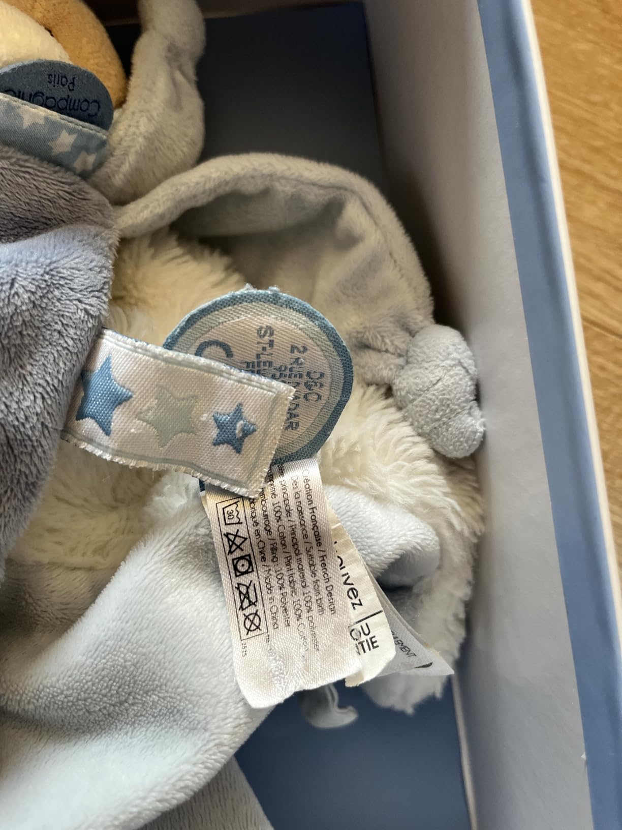 Doudou ours bleu