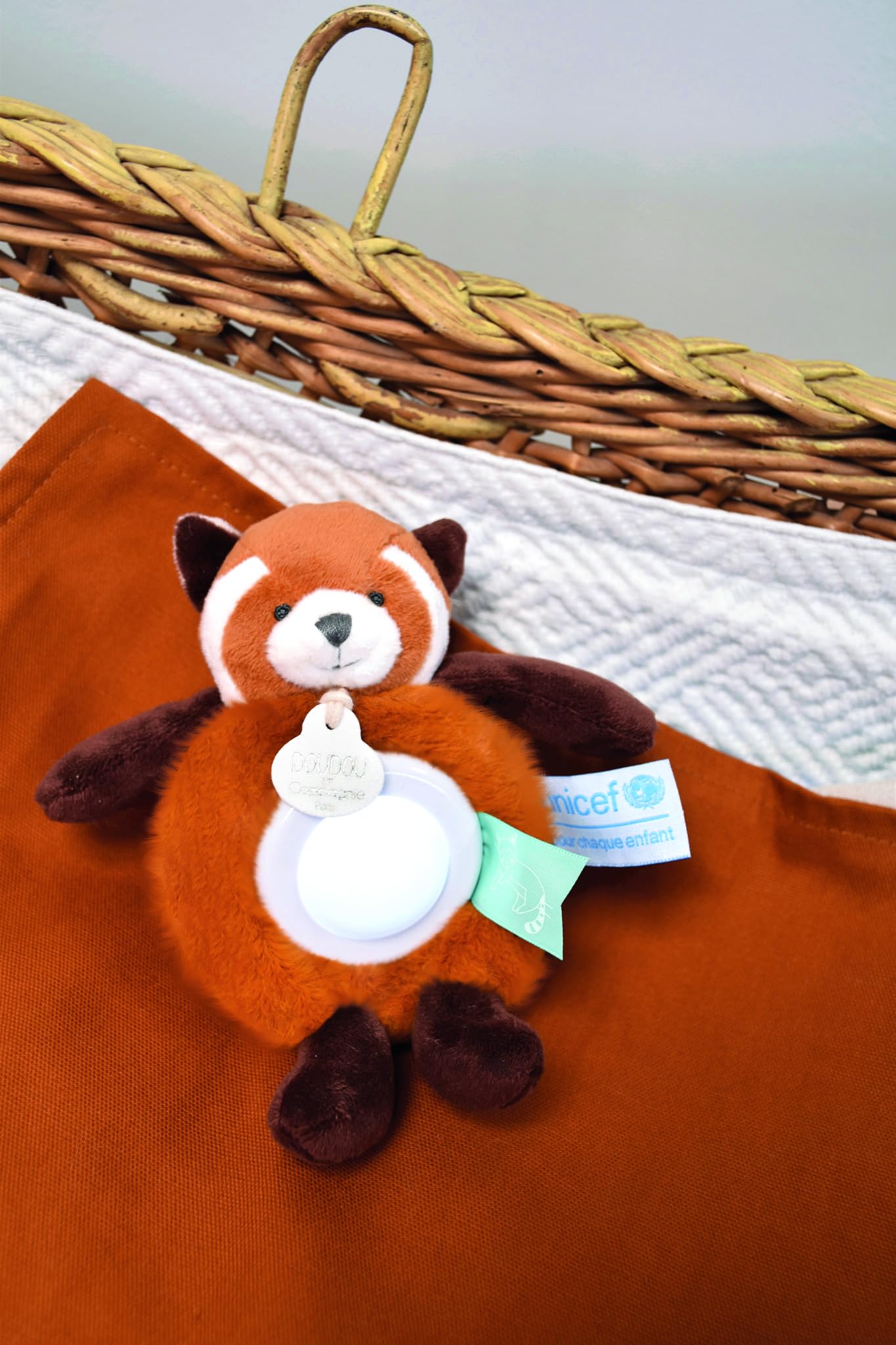 doudou-et-compagnie-veilleuses-dc3994-veilleuse-panda-roux-unicef-20-cm image 3