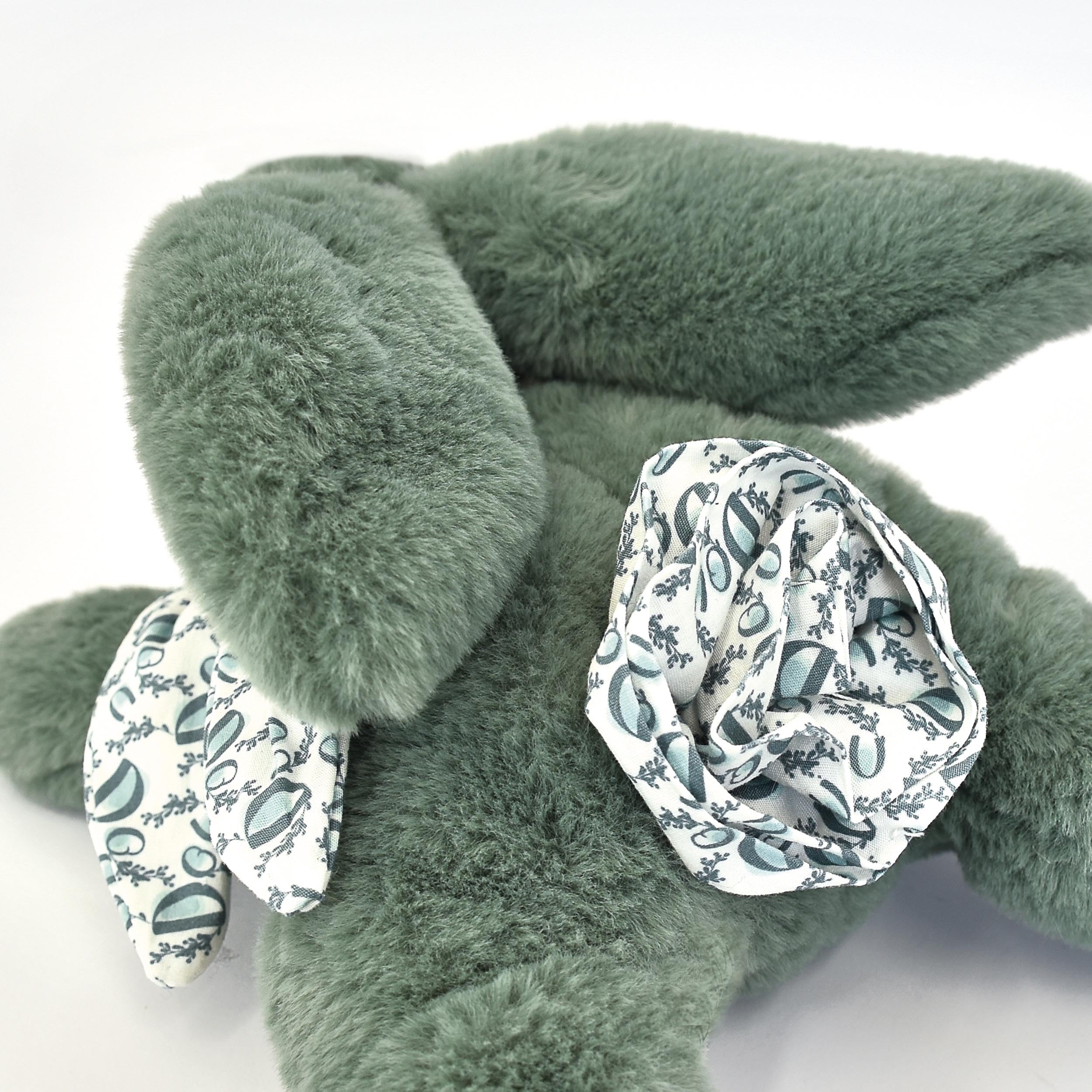 doudou-et-compagnie-lapin-doudou-dc4143-peluche-lapin-vert-sauge-29-cm image 2